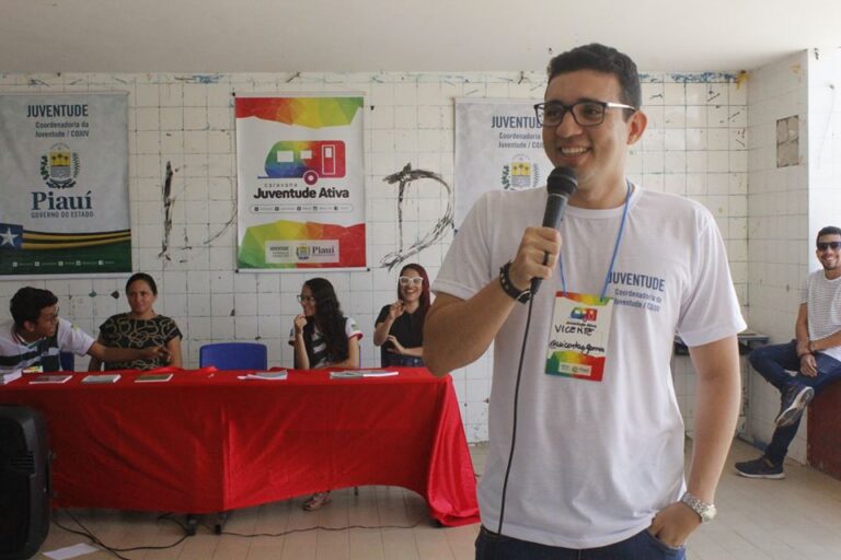 Para o coordenador estadual de Juventude, Vicente Gomes, a política de juventude só pode ser feita com a participação dos jovens